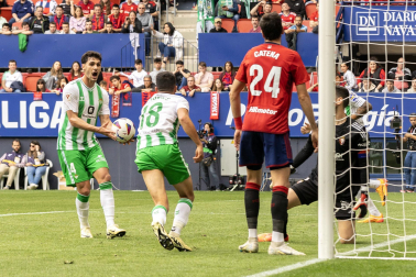 Fotos del Osasuna 0-2 Betis en El Sadar