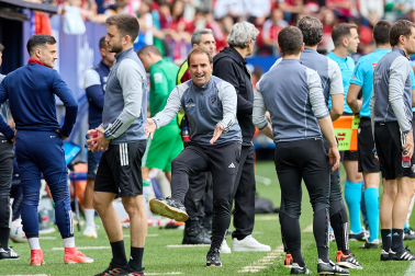 Fotos del Osasuna 0-2 Betis en El Sadar./