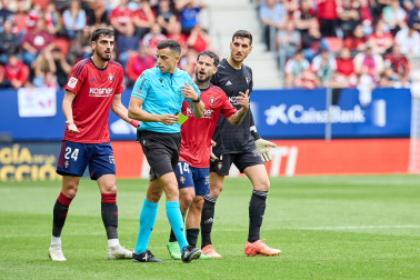 Fotos del Osasuna 0-2 Betis en El Sadar./