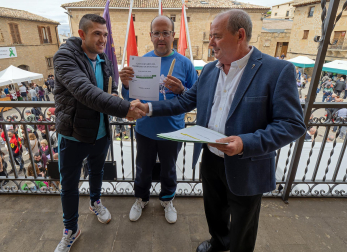 Imágenes de la Feria del Espárrago de Navarra en Dicastillo.