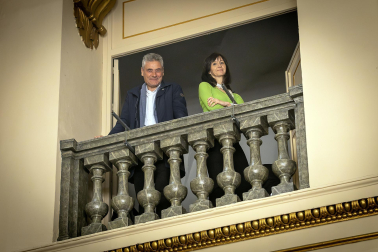 Misa de la escalera del 5 de mayo en la parroquia de San Lorenzo.