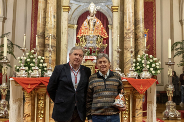 Misa de la escalera del 5 de mayo en la parroquia de San Lorenzo.