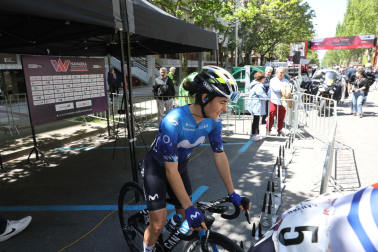 Fotos de la salida de la Navarra Women´s Elite Classic en Pamplona. /