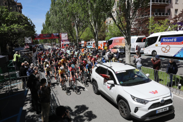 Fotos de la salida de la Navarra Women´s Elite Classic en Pamplona.