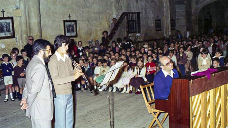 Imágenes de la exposición sobre los 50 años de la Escuela de Música de Sangüesa.