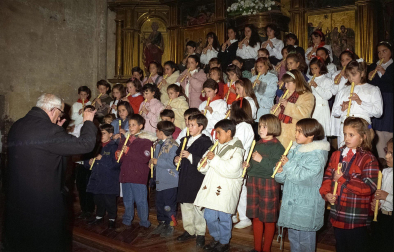 Imágenes de la exposición sobre los 50 años de la Escuela de Música de Sangüesa.