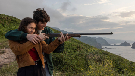 Aina Picarolo y Daniel Vitallé en una imagen de la película