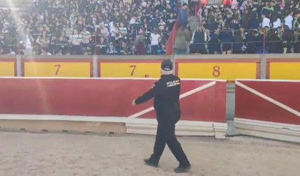 La Policía Nacional celebra su 200 aniversario con una exhibición en la plaza de Toros ante cientos de escolares