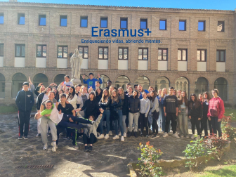 Actividades realizadas por el alumnado de 4º de ESO del colegio Padres Reparadores de Puente la Reina durante la estancia de sus invitados alemanes, del colegio Leoninum, en Navarra