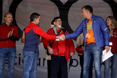 Celebración en Elgeta del centenario de la Federación Vasco Navarra de Alpinismo