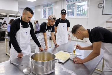 Fotos del proyecto 'Cocinando sueños' del Ayuntamiento de Pamplona