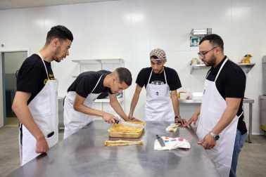 Fotos del proyecto 'Cocinando sueños' del Ayuntamiento de Pamplona