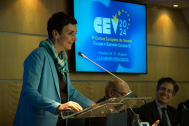 Foto de la presentación de los VI Cursos Europeos de Verano organizados por Fundación Diario de Navarra y Equipo Europa./
