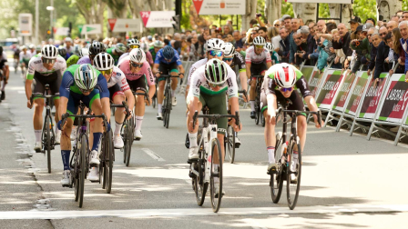 Victoria de Ilia Schegolkov (Caja Rural) en la primera etapa de la 61ª Vuelta a Navarra