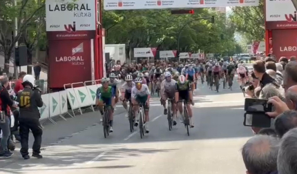 Ilia Schegolkov (Caja Rural) gana la primera etapa de la 61ª Vuelta a Navarra