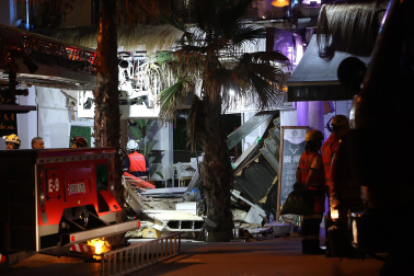 Fotos del desplome de la terraza de un restaurante de Palma