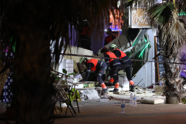 Fotos del desplome de la terraza de un restaurante de Palma