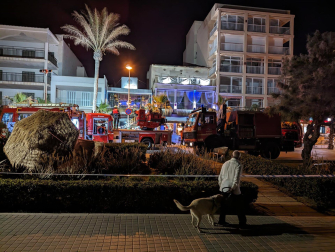 Fotos del desplome de la terraza de un restaurante de Palma