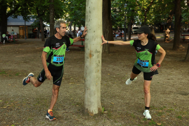 Fotos de la Tres Burgos Tres Millas celebrada este viernes en Pamplona.