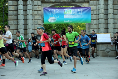 Fotos de la Tres Burgos Tres Millas celebrada este viernes en Pamplona.