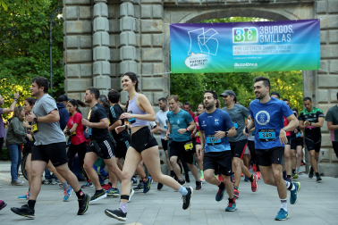 Fotos de la Tres Burgos Tres Millas celebrada este viernes en Pamplona.