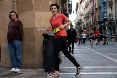 Fotos de la Tres Burgos Tres Millas celebrada este viernes en Pamplona.