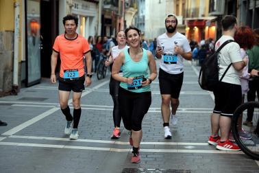 Fotos de la Tres Burgos Tres Millas celebrada este viernes en Pamplona.