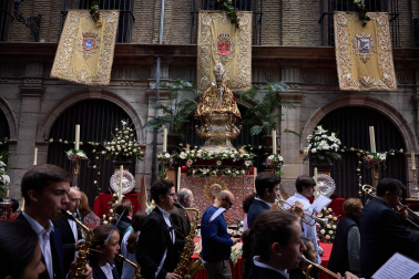 Fotos de la procesión del Corpus Christi en Pamplona. |