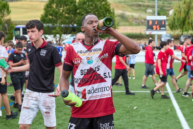 Fotos del ascenso del Gares a Tercera División.