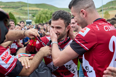 Fotos del ascenso del Gares a Tercera División.