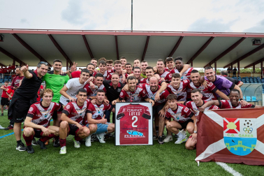 Fotos del ascenso del Gares a Tercera División.