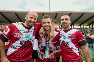 Fotos del ascenso del Gares a Tercera División.