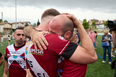 Fotos del ascenso del Gares a Tercera División.