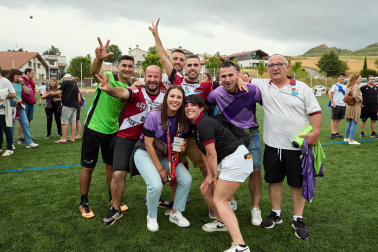 Fotos del ascenso del Gares a Tercera División.
