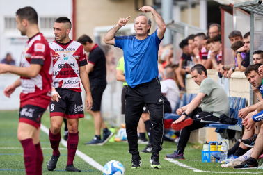 Fotos del ascenso del Gares a Tercera División.