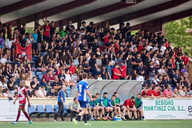 Fotos del ascenso del Gares a Tercera División.