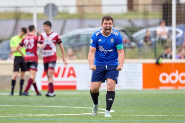 Fotos del ascenso del Gares a Tercera División.