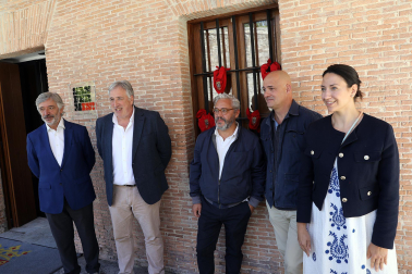 Fotos de la presentación del 'Espacio SanFermIN Espazioa', ubicado en el Cuerpo de Guardia de Santo Domingo en Pamplona. /