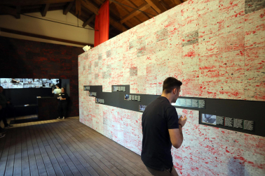 Fotos de la presentación del 'Espacio SanFermIN Espazioa', ubicado en el Cuerpo de Guardia de Santo Domingo en Pamplona.