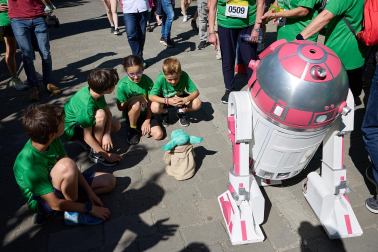 Fotos de la X Marcha contra el Cáncer en Pamplona.