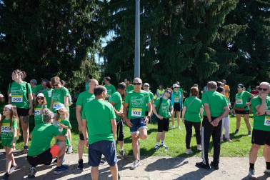Fotos de la X Marcha contra el Cáncer en Pamplona.