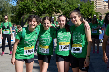 Fotos de la X Marcha contra el Cáncer en Pamplona.