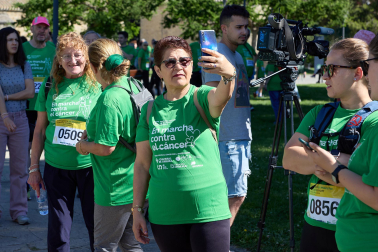 Fotos de la X Marcha contra el Cáncer en Pamplona.
