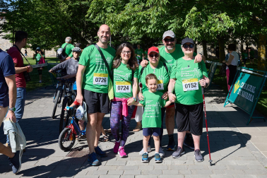 Fotos de la X Marcha contra el Cáncer en Pamplona.