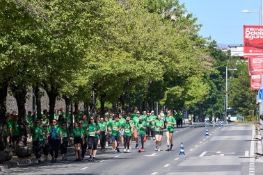 Fotos de la X Marcha contra el Cáncer en Pamplona.