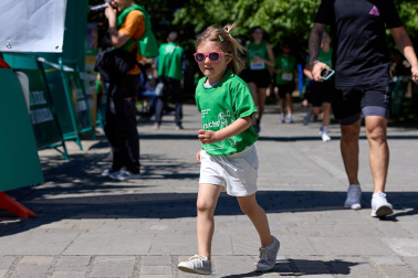 Fotos de la X Marcha contra el Cáncer en Pamplona.