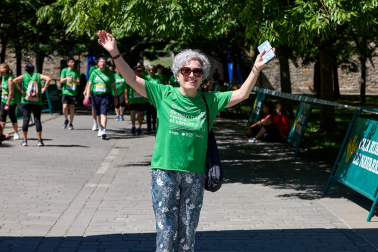 Fotos de la X Marcha contra el Cáncer en Pamplona.