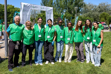 Fotos de la X Marcha contra el Cáncer en Pamplona.