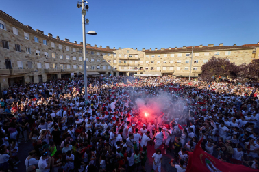 Fotos del chupinazo de las fiestas de Mutilva 2024.