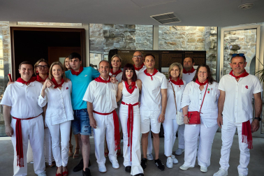 Fotos del chupinazo de las fiestas de Mutilva 2024.